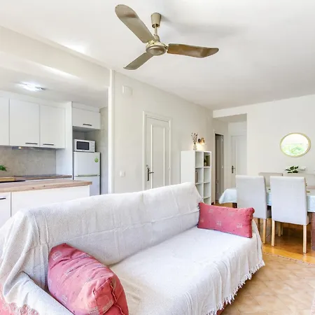 Port Emporda By Interhome
