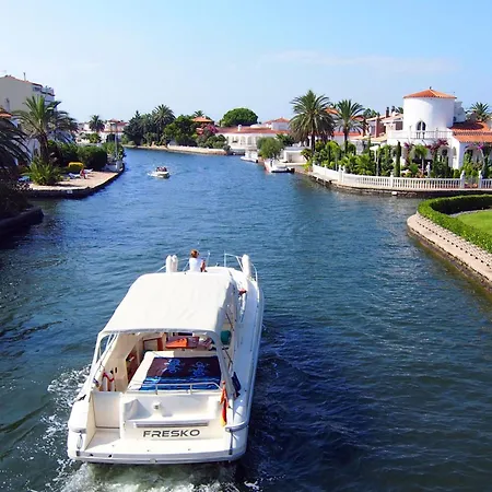 Port Emporda By Interhome